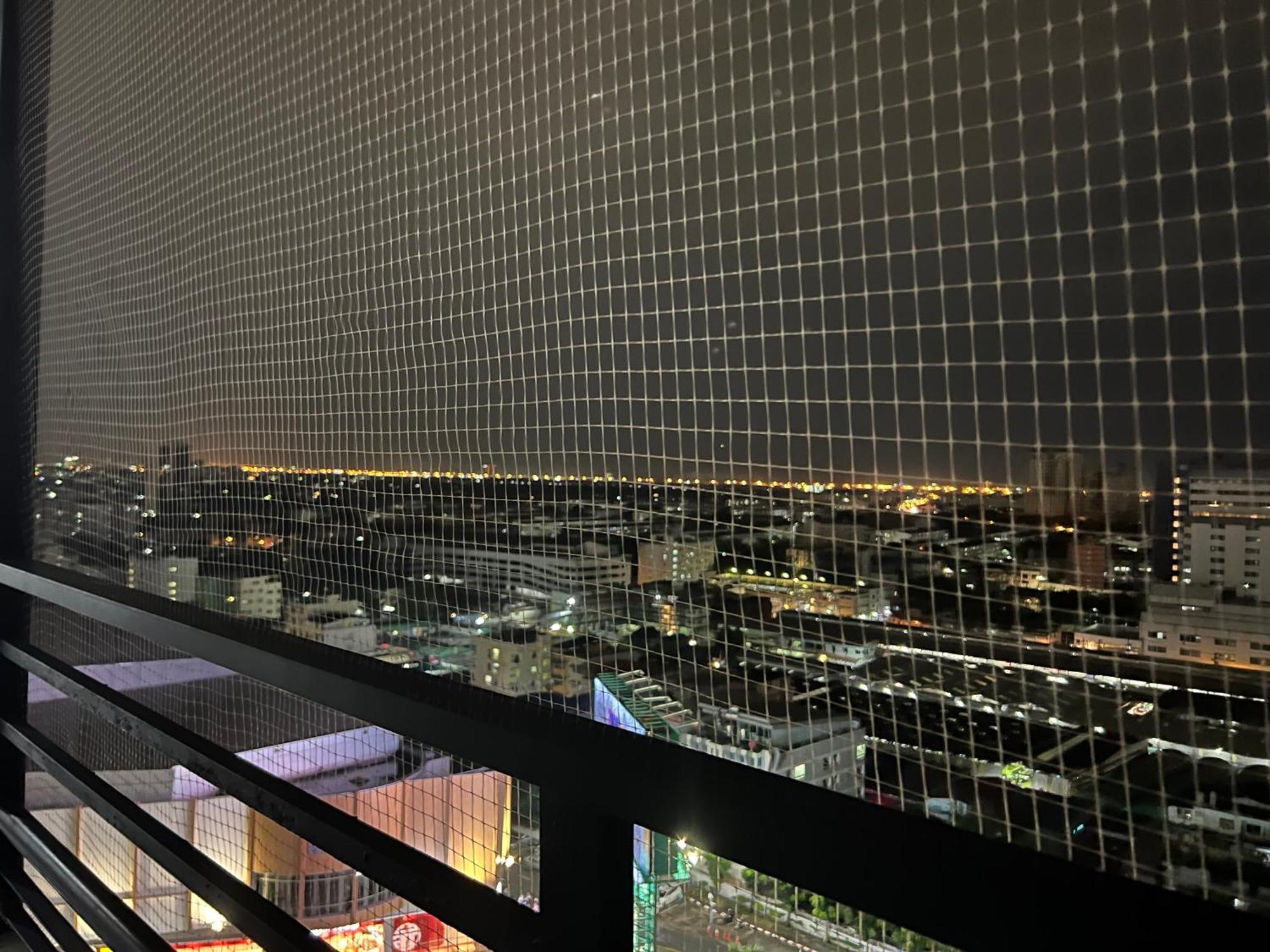 Mall Suites Hotel Банкок Екстериор снимка