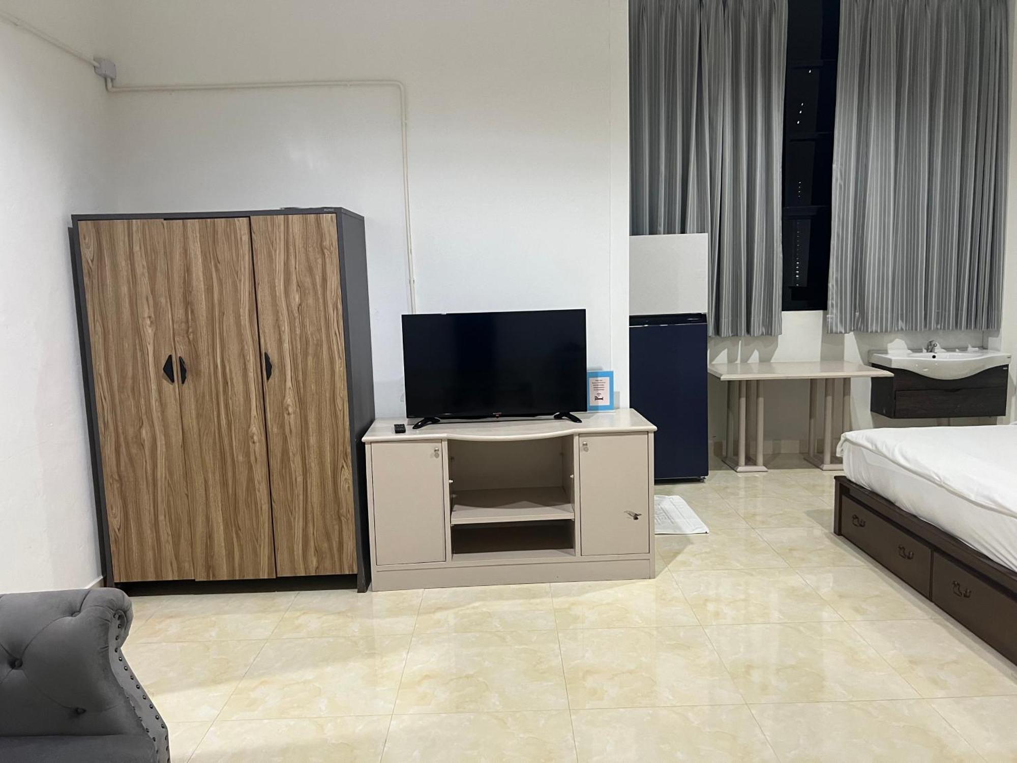 Mall Suites Hotel Банкок Екстериор снимка